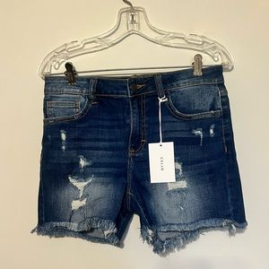 NWT. Cello frayed shorts. Size Small Non Smoking Home